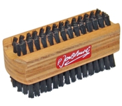 P.Jentschura Nagelbürste aus Buche Schichtholz mit sehr kräftigen Borsten für Trocken- und Nassbürstungen.