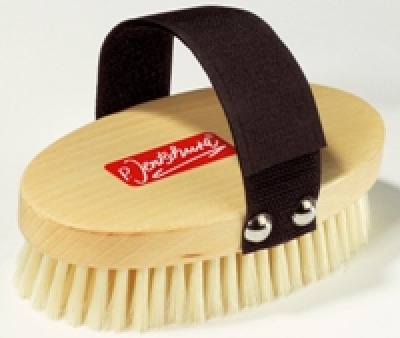 P.Jentschura Profi-Massagebürste aus Buche Massivholz mit mittelstarken Borsten und verstellbarem Klett für Trockenbürstungen.